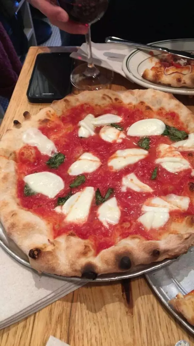 Pizzeria Delfina