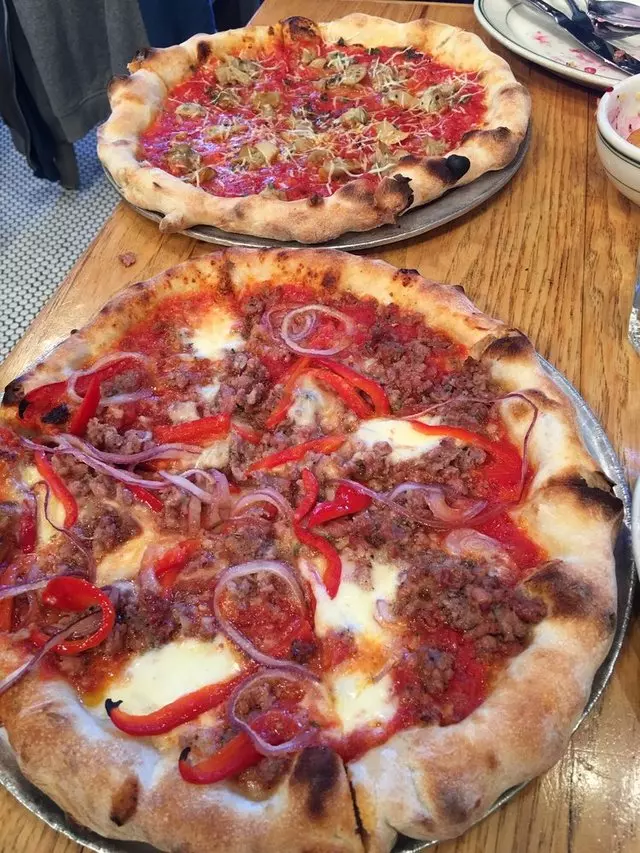Pizzeria Delfina