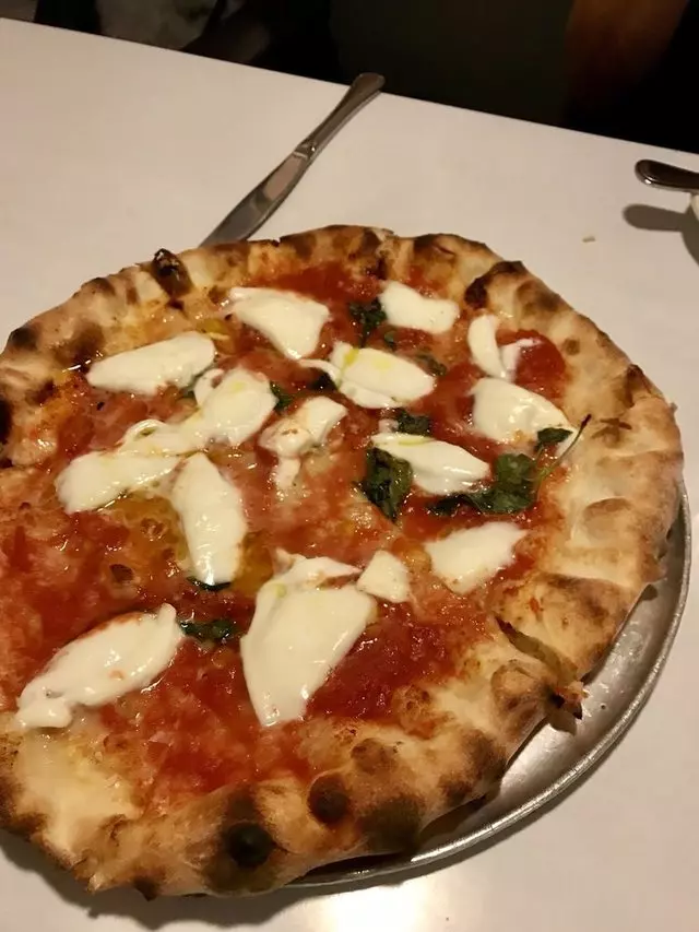 Pizzeria Delfina