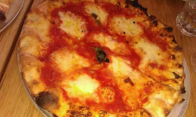 Pizzeria Delfina