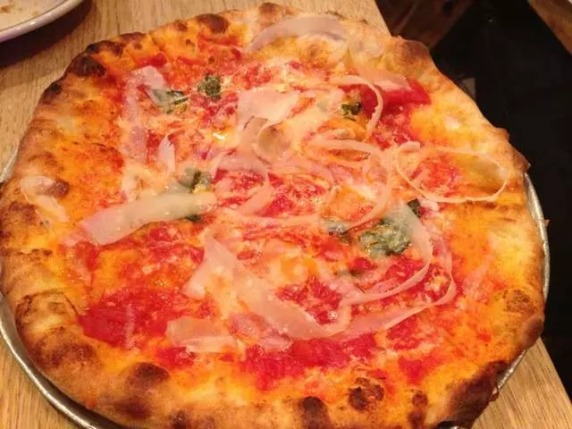 Pizzeria Delfina