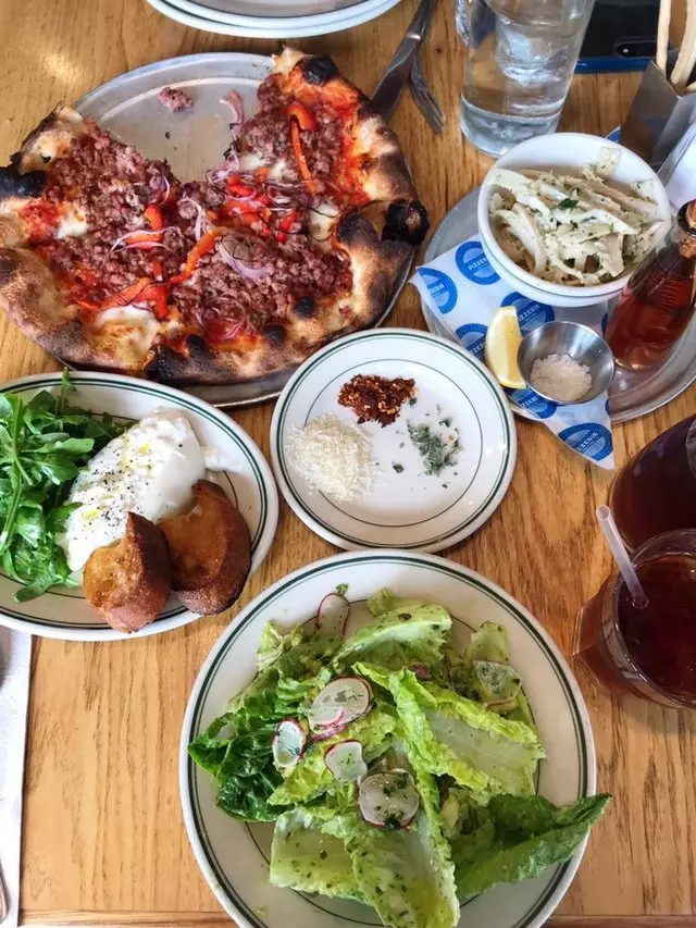 Pizzeria Delfina
