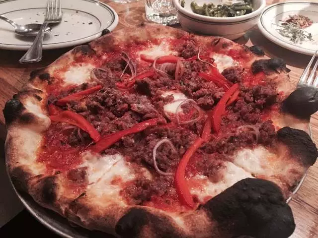 Pizzeria Delfina