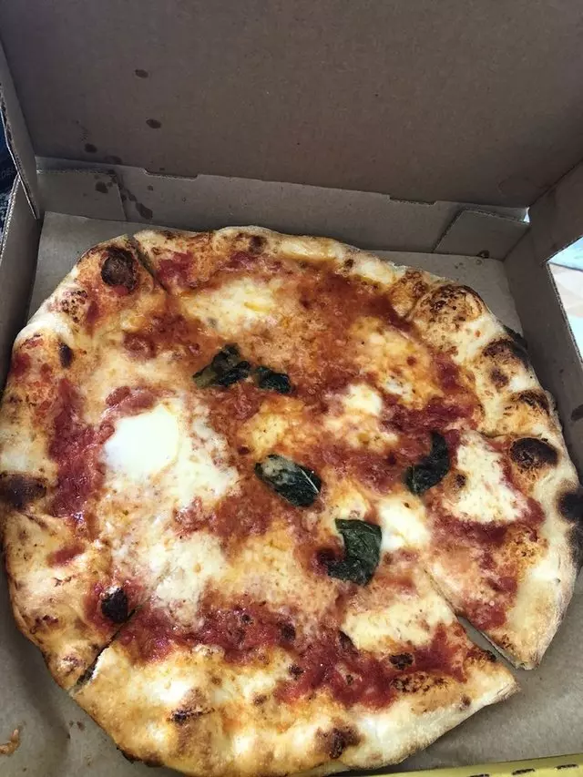 Pizzeria Delfina
