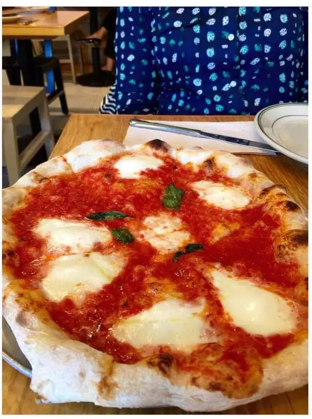 Pizzeria Delfina