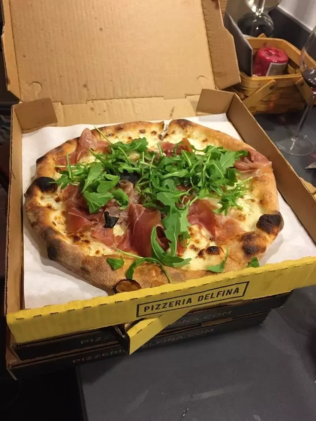 Pizzeria Delfina