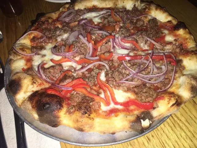 Pizzeria Delfina