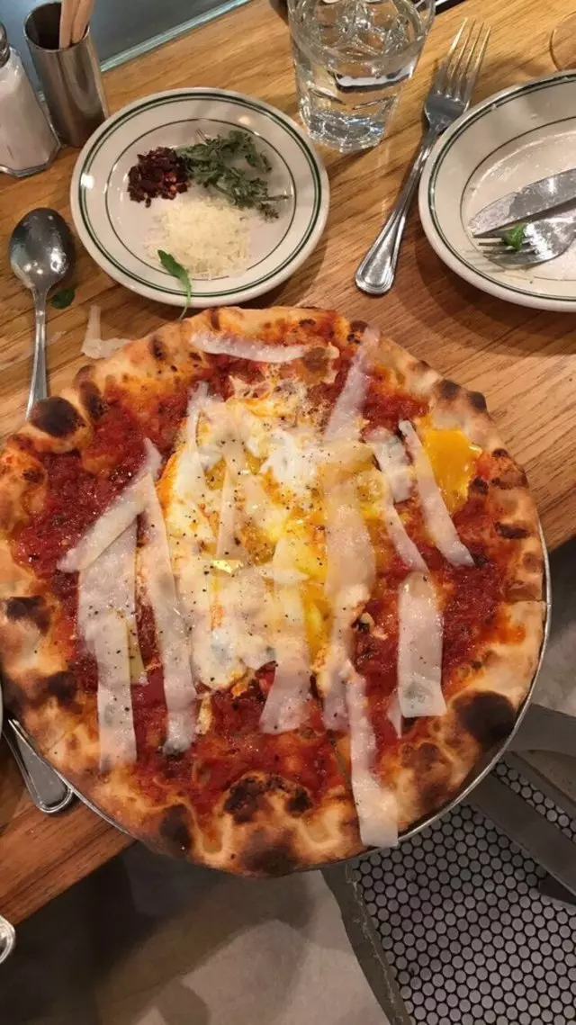 Pizzeria Delfina