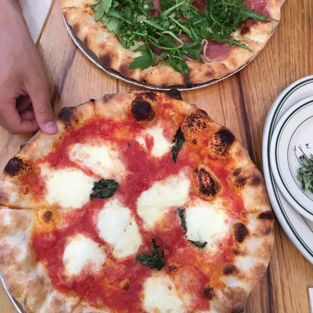 Pizzeria Delfina