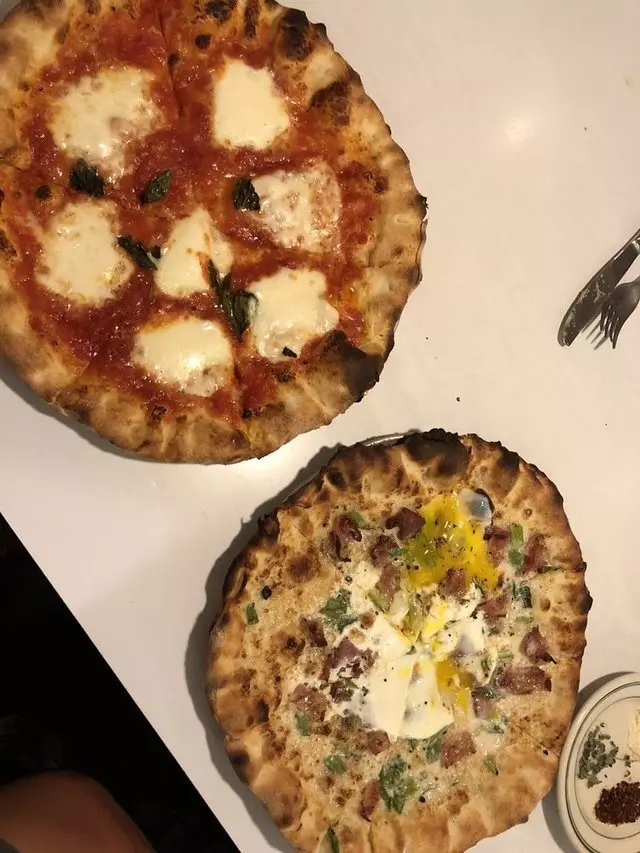Pizzeria Delfina