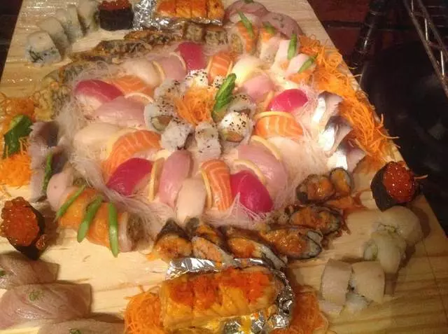 Coco’s Sushi & Izakaya