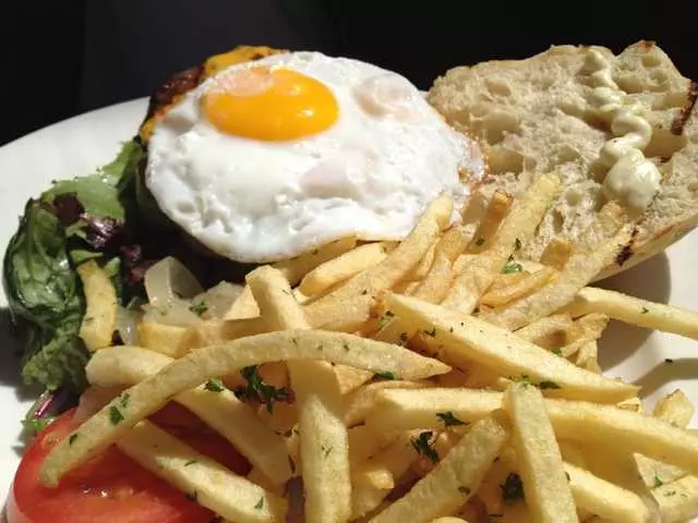 Chez Maman