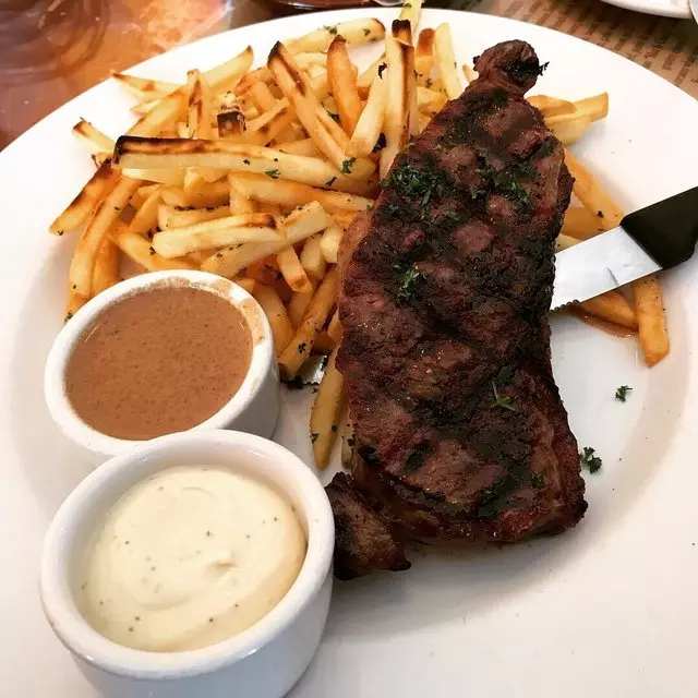 Chez Maman