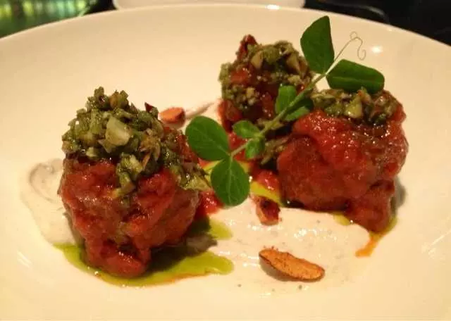 1601 Bar & Kitchen