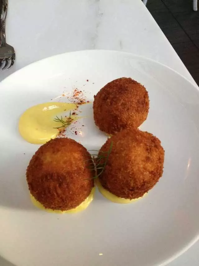 1601 Bar & Kitchen