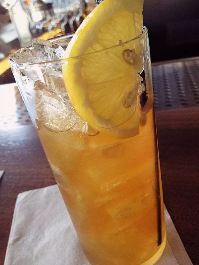 1601 Bar & Kitchen
