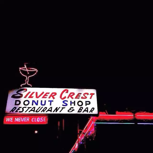 Silver Crest Donut Shop