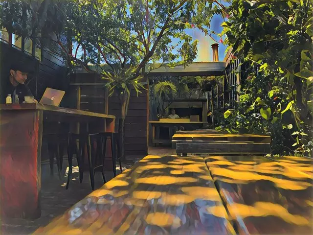 Stable Cafe