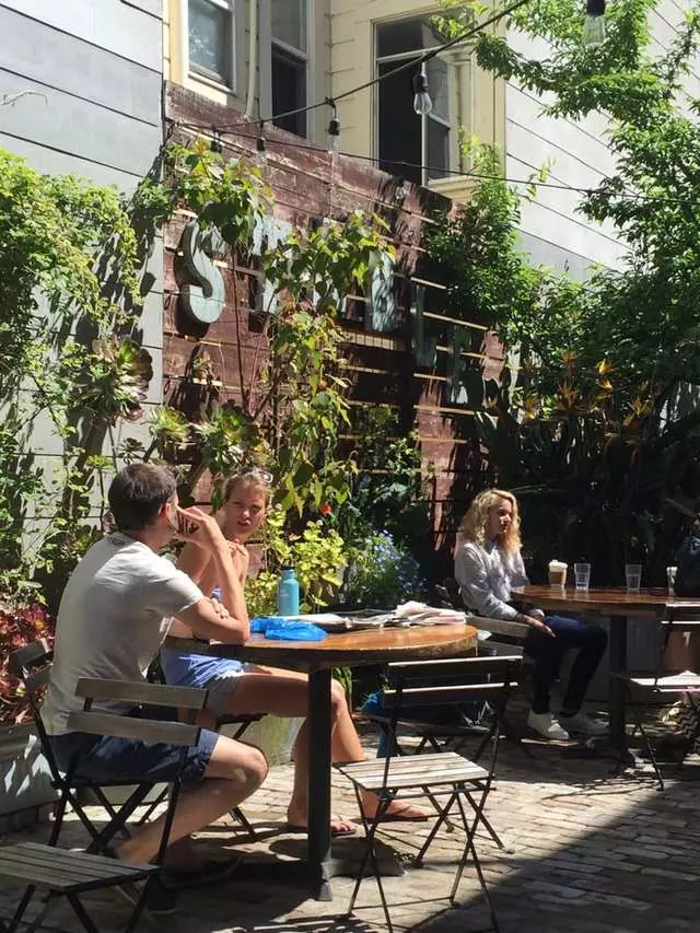Stable Cafe