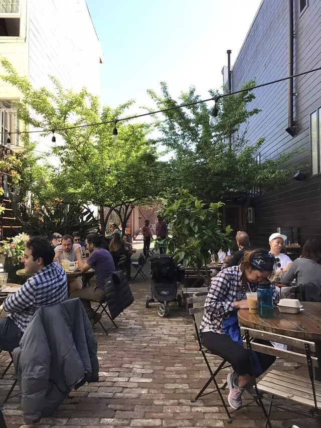 Stable Cafe