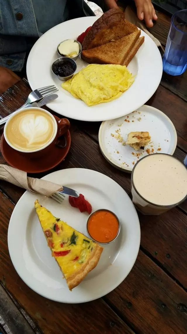 Stable Cafe