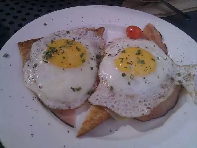 Stable Cafe