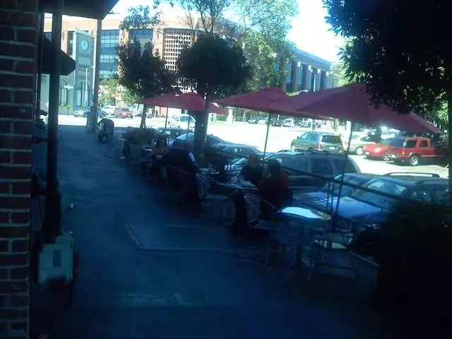 Caffe Pazzo