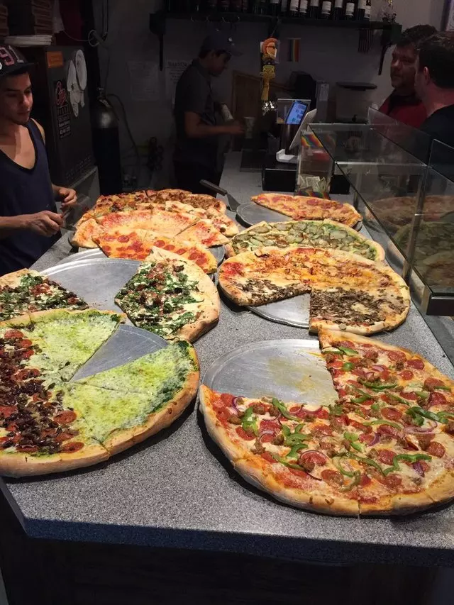 Oz Pizza