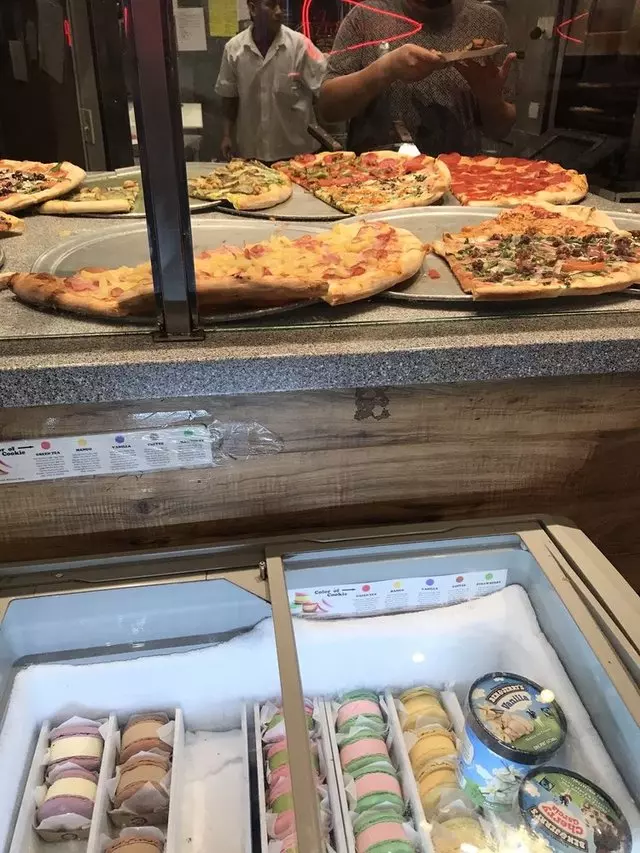 Oz Pizza