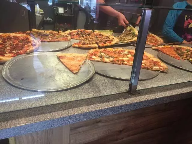 Oz Pizza