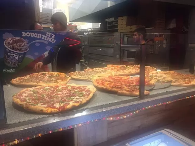 Oz Pizza