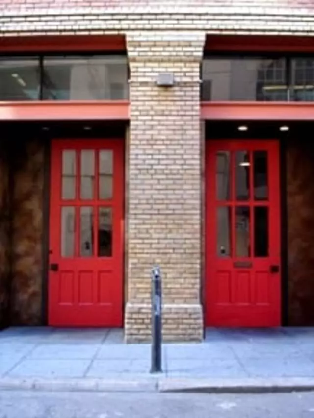111 Minna Gallery