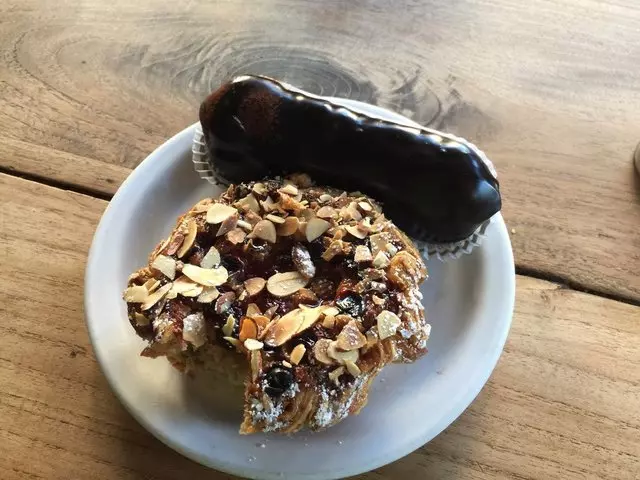 Tartine Bakery & Cafe