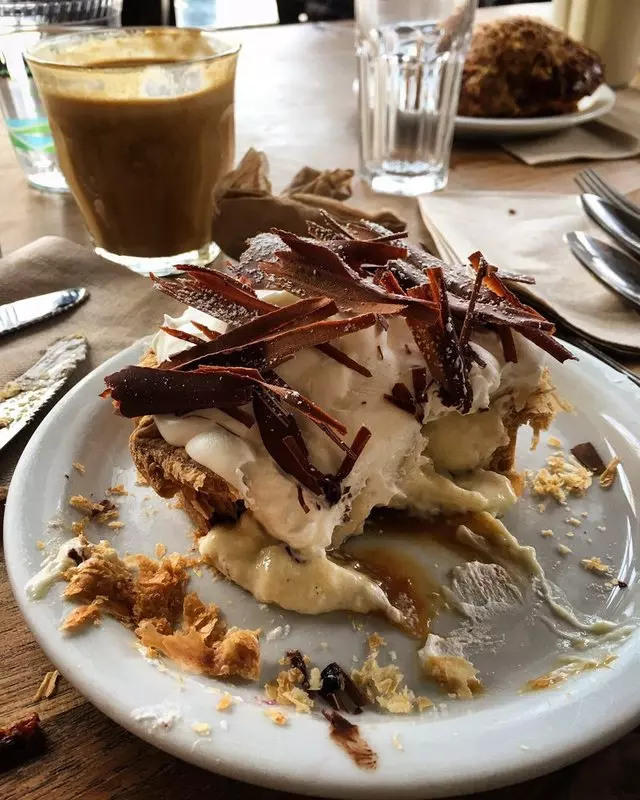 Tartine Bakery & Cafe