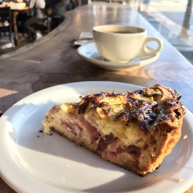 Tartine Bakery & Cafe
