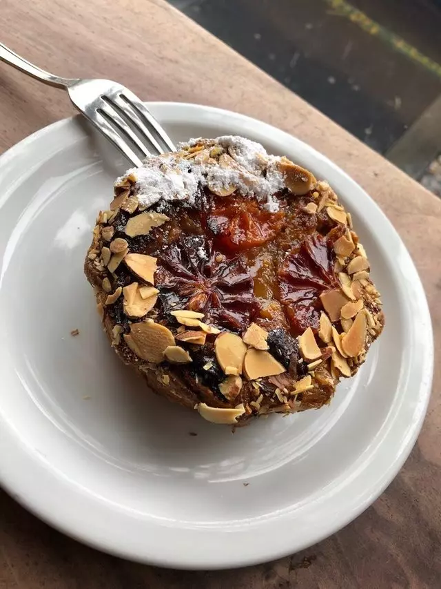 Tartine Bakery & Cafe