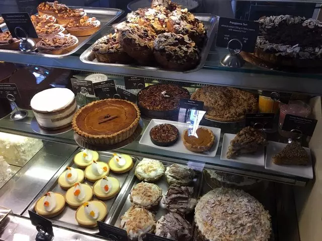 Tartine Bakery & Cafe