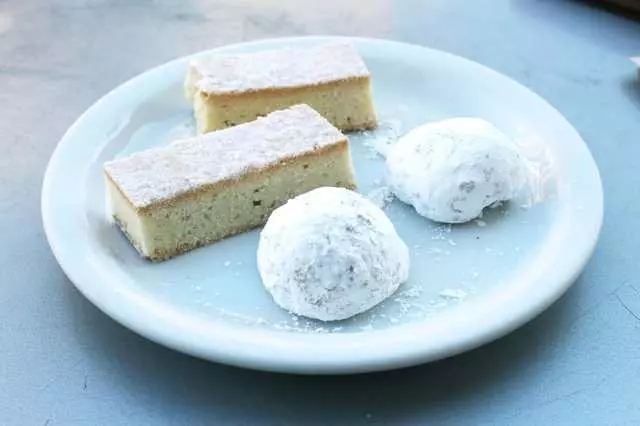 Tartine Bakery & Cafe