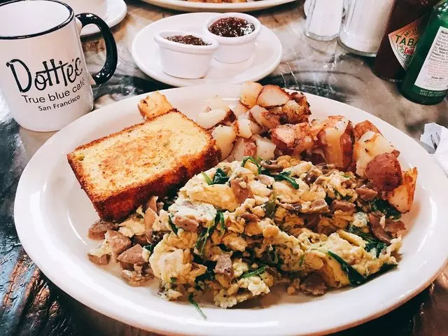 Tartine Bakery & Cafe