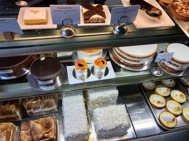 Tartine Bakery & Cafe