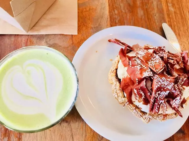 Tartine Bakery & Cafe