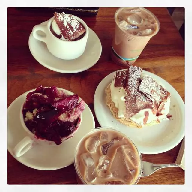 Tartine Bakery & Cafe