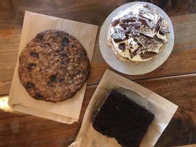 Tartine Bakery & Cafe