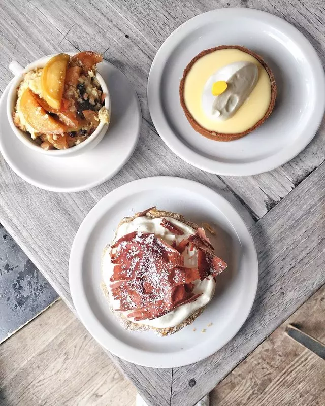 Tartine Bakery & Cafe