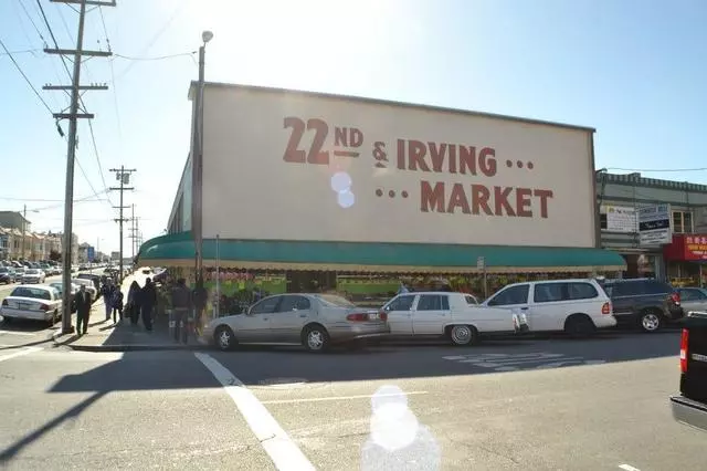 22nd & Irving Market