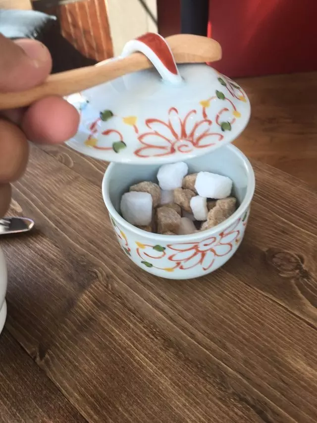 Bon, Nene