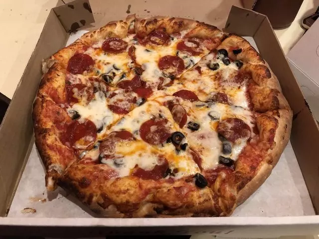 Mythic Pizza