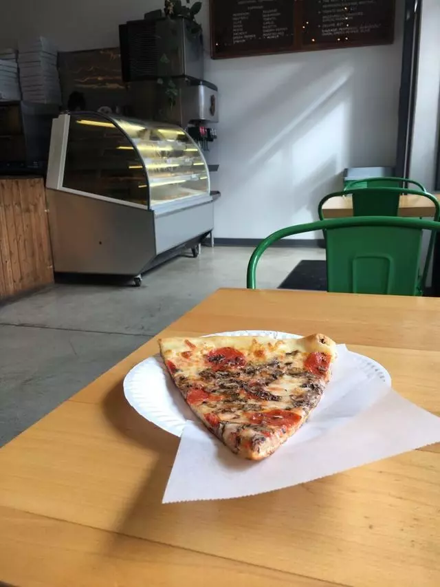 The Pizza Shop