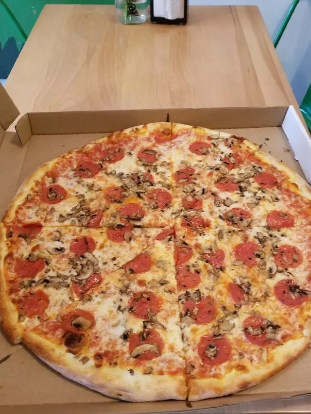 The Pizza Shop