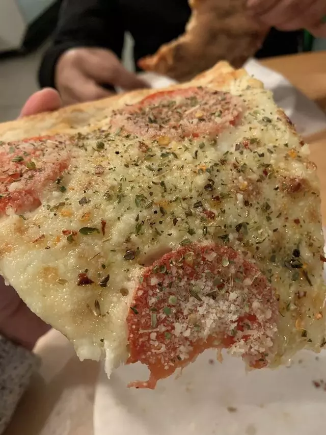 The Pizza Shop
